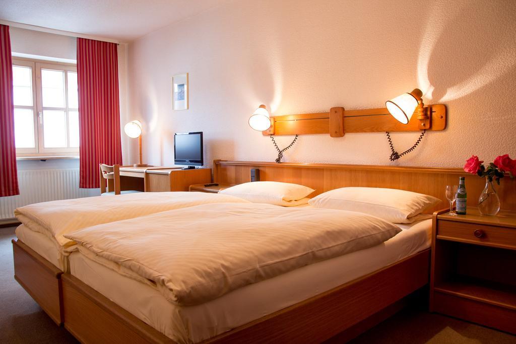 Hotel Zur Post Garni Дитфурт Экстерьер фото